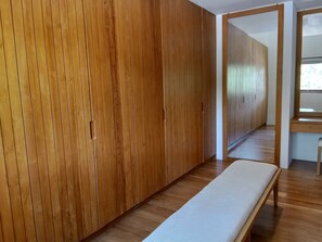 Tabla de planchar con plancha y wifi gratis 