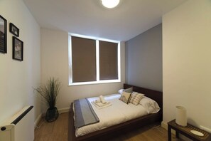 Bügeleisen/Bügelbrett, WLAN, Bettwäsche