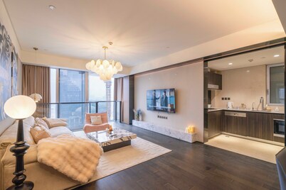 Zhome-Three Bedroom Luxury Suite2