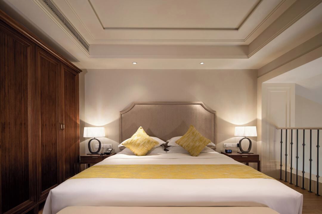 Executive-Studiosuite, 1 King-Bett, Seeblick | Zimmersafe, laptopgeeigneter Arbeitsplatz, Verdunkelungsvorhänge