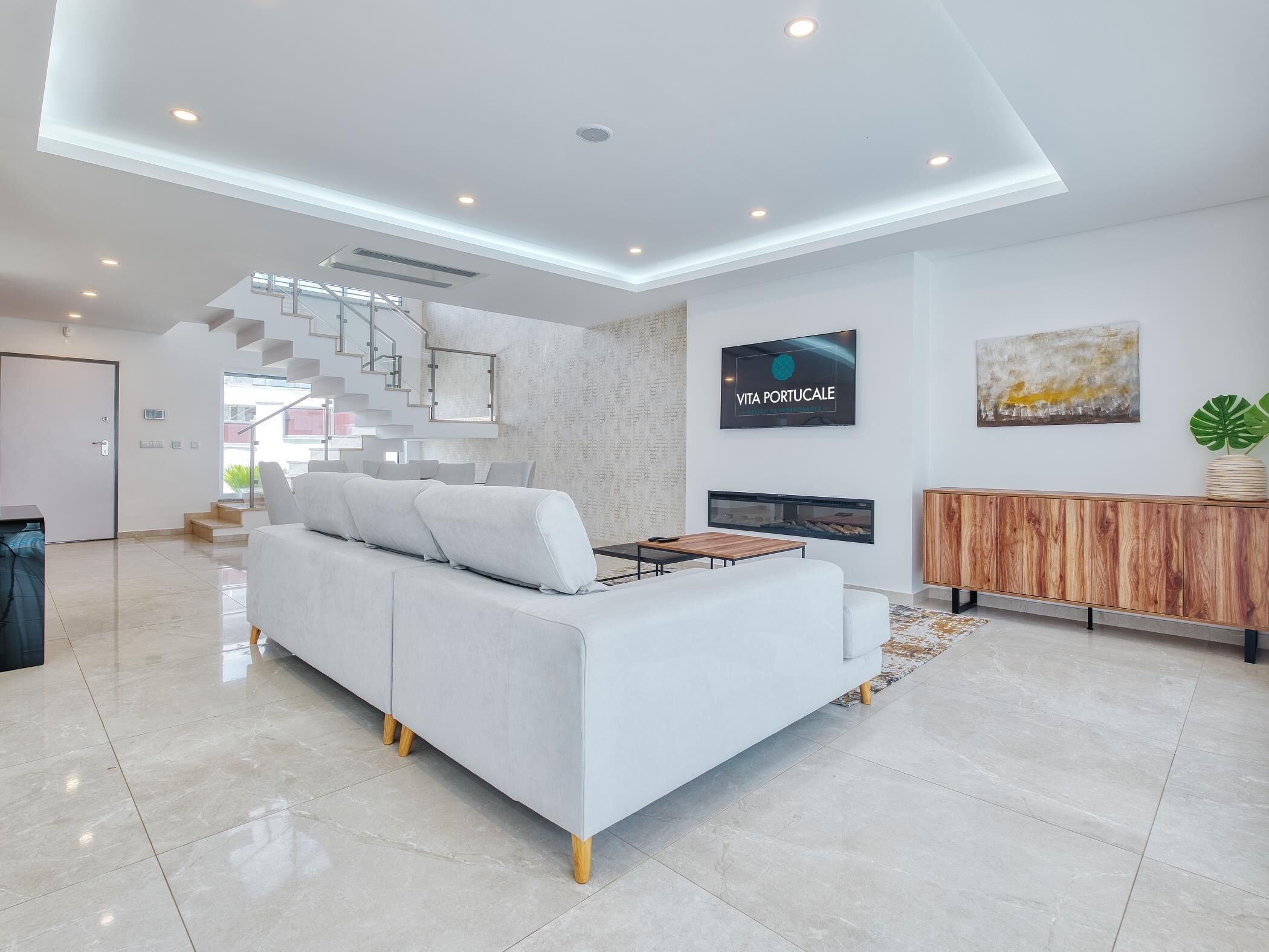 Vita Portucale|chic Luxe Villa W/ Saltwater Pool - Seixal