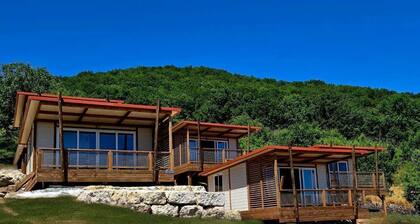 Chalet 1 chambre avec option jacuzzi dans les Monts du Lyonnais Ă 40 km de Lyon