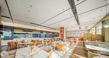 Lanzhou Airport Fengyue Holiday Hotel