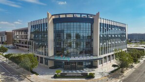 Exterior - Lanzhou Airport Fengyue Holiday Hotel (Lanzhou)