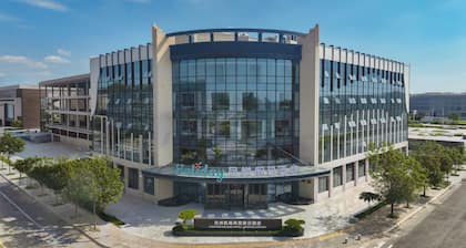 Lanzhou Airport Fengyue Holiday Hotel