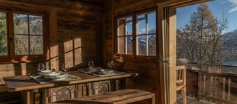 Chalet with fireplace and sauna