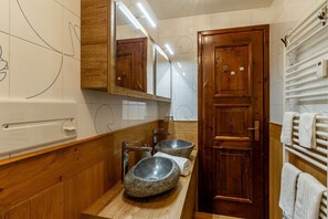 Bathroom - MAISON CLAUDE - Relax and greenery in an oasis of peace (Courmayeur)