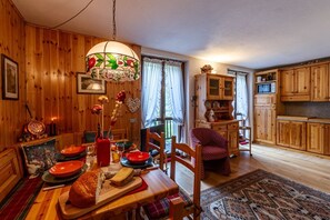 Dining - MAISON CLAUDE - Relax and greenery in an oasis of peace (Courmayeur)