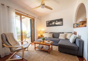Living area - COSTA ARENAL 5 NEAR THE BEACH (Arenal d'en Castell)