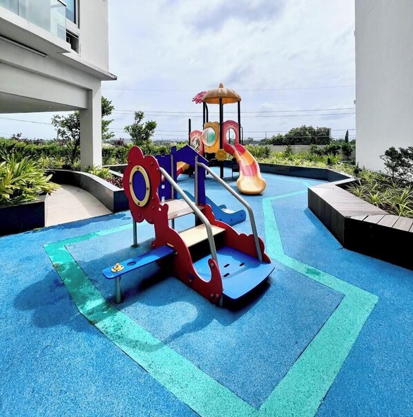 Shared Dormitory, 1 Bedroom, Accessible, Smoking | Children's area - Room-relax Stay at One Madison Tower (Iloilo)