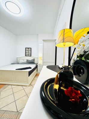 WiFi, bed sheets - Peaceful Nature Retreat |Spacious Villa for Groups (Wien)