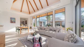 Villa, 3Â Schlafzimmer, eigener Pool, Poolblick | Wohnbereich