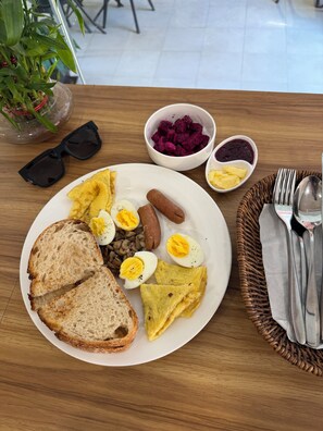 Restaurant - Boudha Mandala (Kathmandu)