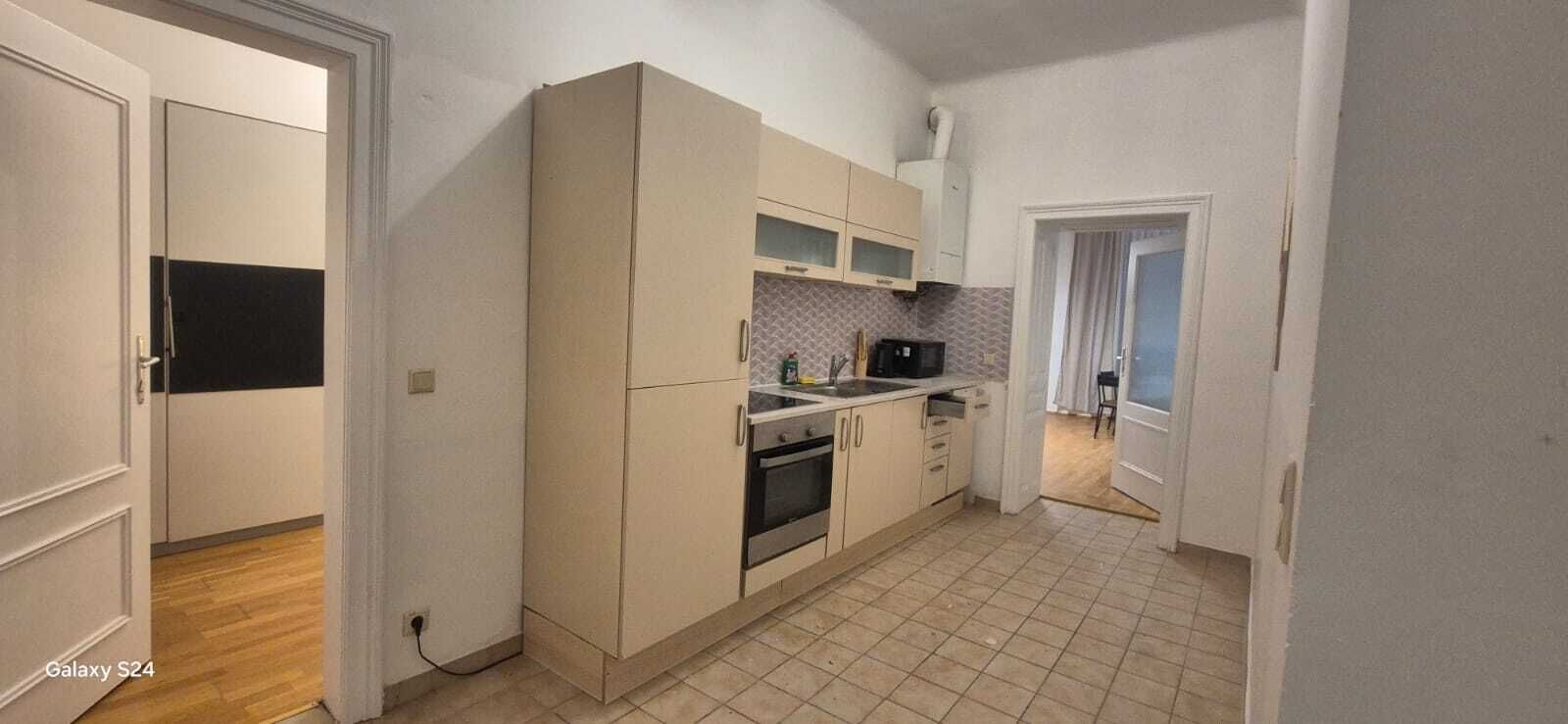 베이직 아파트 | 전용 주방 | 냉장고, 전자레인지, 오븐, 쿡탑