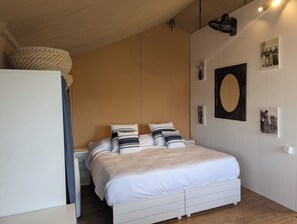 Iron/ironing board, travel cot, free WiFi, bed sheets - LODGE VUE MER EXCEPTIONNELLE ! 1 MIN DE LA PLAGE. CONFORT LUXE. (Kalymnos)