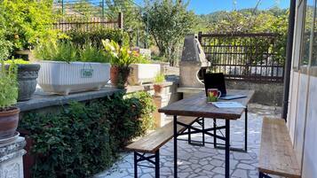 Villa, 5 Bedrooms, Smoking, Private Pool | Teres/patio