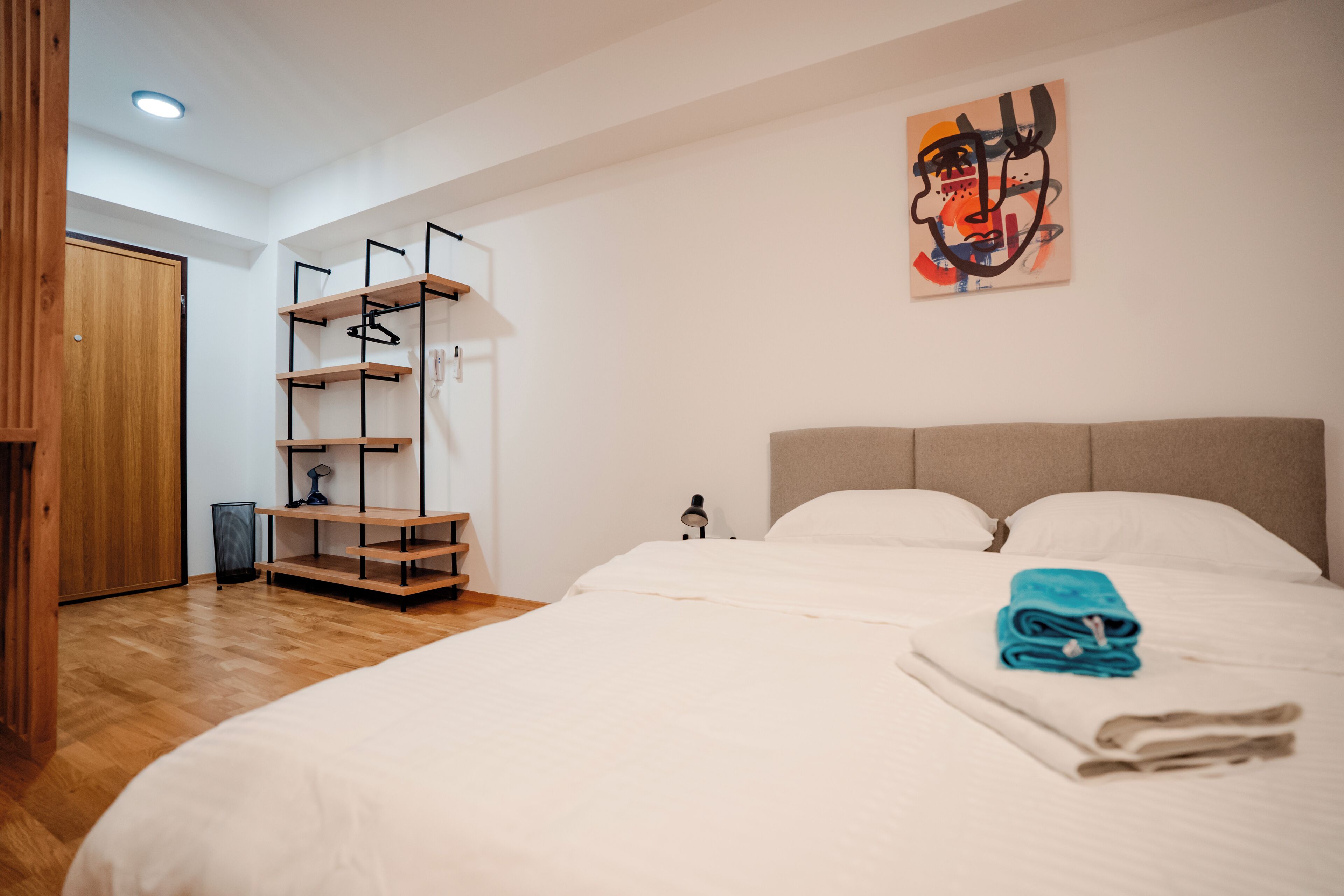 Free WiFi, bed sheets