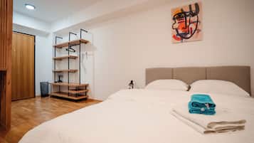 Free WiFi, bed sheets