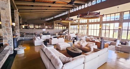 WELLWORTH MIKUMI WILDLIFE LODGE