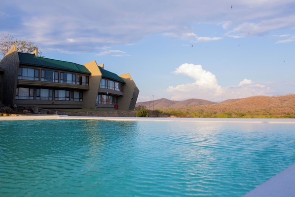 Exterior - WELLWORTH MIKUMI WILDLIFE LODGE (Morogoro)