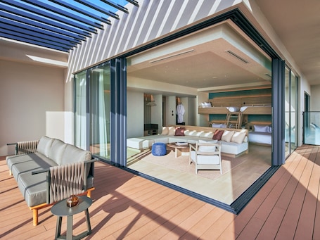 Sauna Suite, Non Smoking | In-room safe, blackout curtains, free WiFi. FAV LUX MIYAZAKI