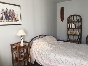 Room - Studio in Saint Eusèbe 71210 (Saint Eusèbe)