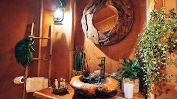 Tente Standard, vue colline | Salle de bain | Douche, articles de toilette gratuits, sĂšche-cheveux