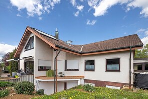 Exterior - Apartment Teckblick with Wi-Fi (Kirchheim unter Teck)