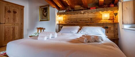 3 soverom og strykejern/-brett