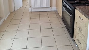 Private kitchen - Private 2 bed flat Sunderland City Centre (Sunderland)