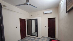 Room - Executive King-Size Bed Room In Akpakpa Cotonou Benin (Cotonou)