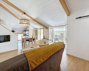 Living area - TOUC'home - Cosy gîte in the Gard, at the gateway to the Ardèche (Les Mages)