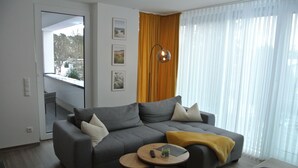 Smart TV - Vacation apartment Meer-Zeit in Lubmin (Lubmin)