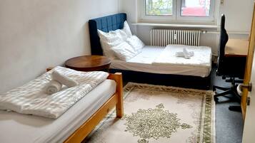 Bügeleisen/Bügelbrett, WLAN, Bettwäsche