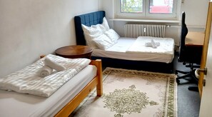 Bügeleisen/Bügelbrett, WLAN, Bettwäsche