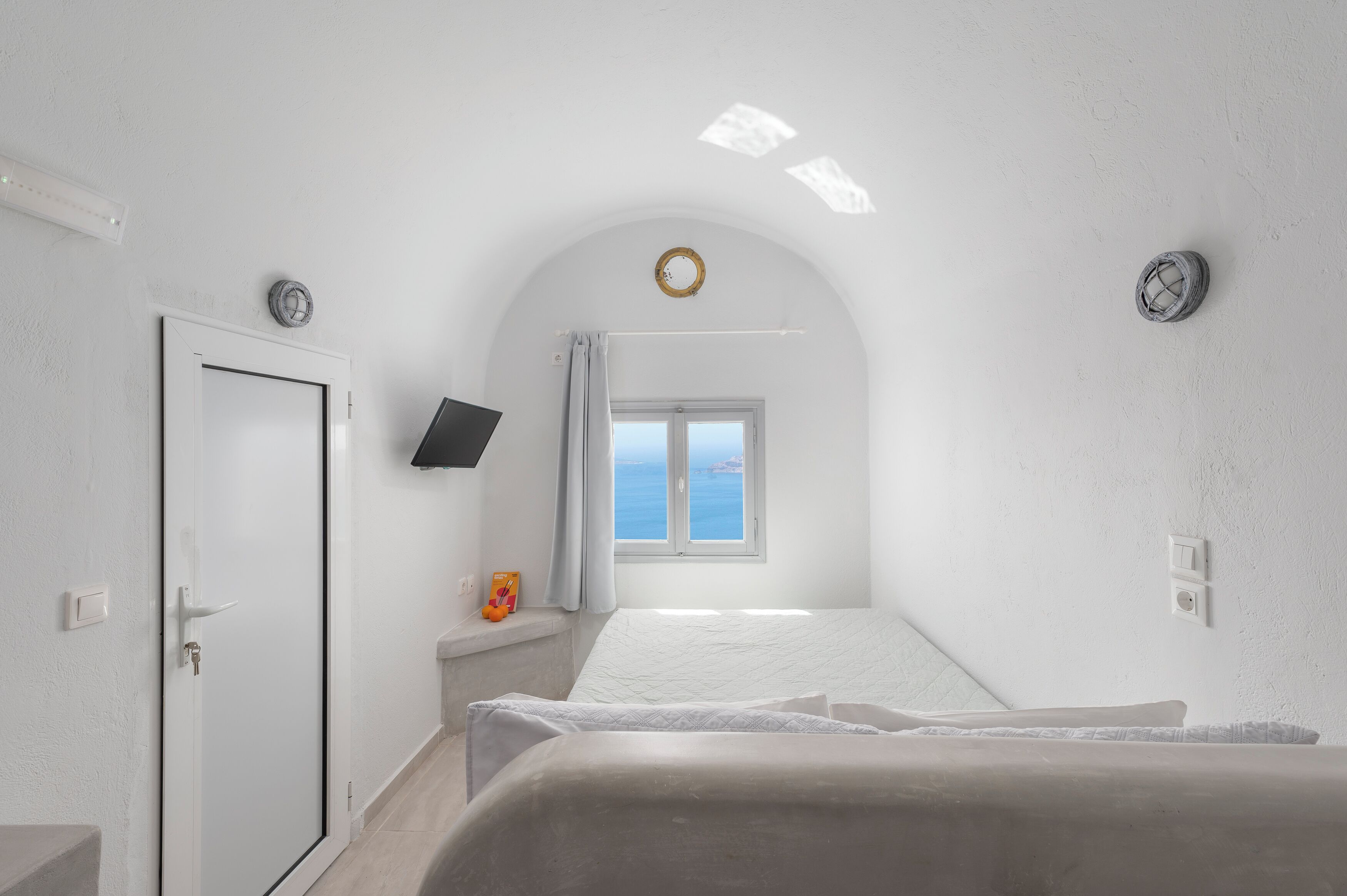 Suite superior, 2 dormitoris, vistes al mar | Caixa forta a l'habitació, planxa i posts de planxar i wifi gratuïta 