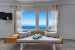 Suite Panoramique, vue mer | Coffres-forts dans les chambres, fer et planche à repasser