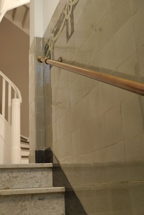 Staircase - Privatzimmer Schoenfelder (Düsseldorf)