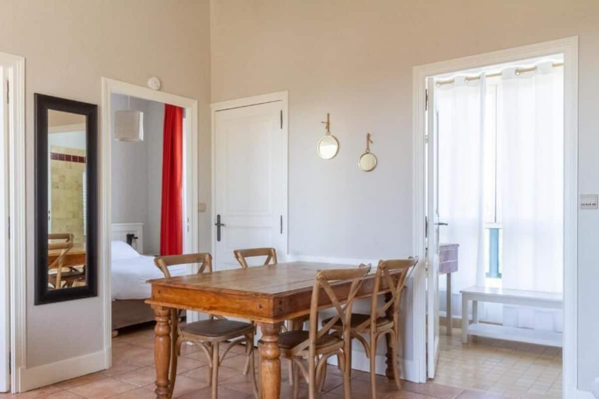 Apartamento, vistas al jardín | Caja fuerte y wifi gratis