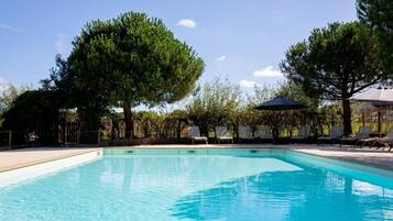 Seasonal outdoor pool