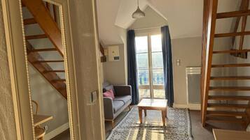 Két bảo mật tại phòng, truy cập Internet không dây miễn phí