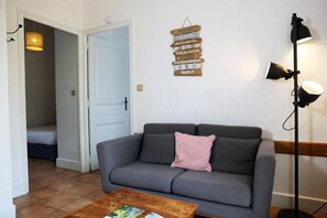 Apartamento, 2 quartos, vista para o jardim | Cofres nos quartos, Wi-Fi de cortesia, acesso para cadeiras de rodas