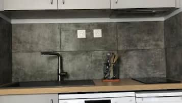 Studio, Garden View | In-room safe, free WiFi, wheelchair access