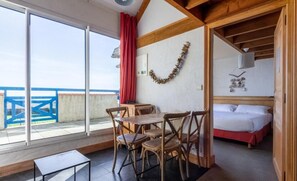 Duplex, Balcony, Sea View | In-room safe, free WiFi, wheelchair access - Eco-domaine La Fontaine (Pornic)