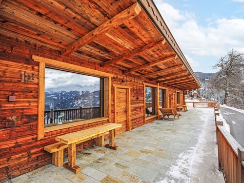 Wunderbares alleinstehendes Ferienhaus für 4 Gäste mit  W-LAN, TV und Terrasse