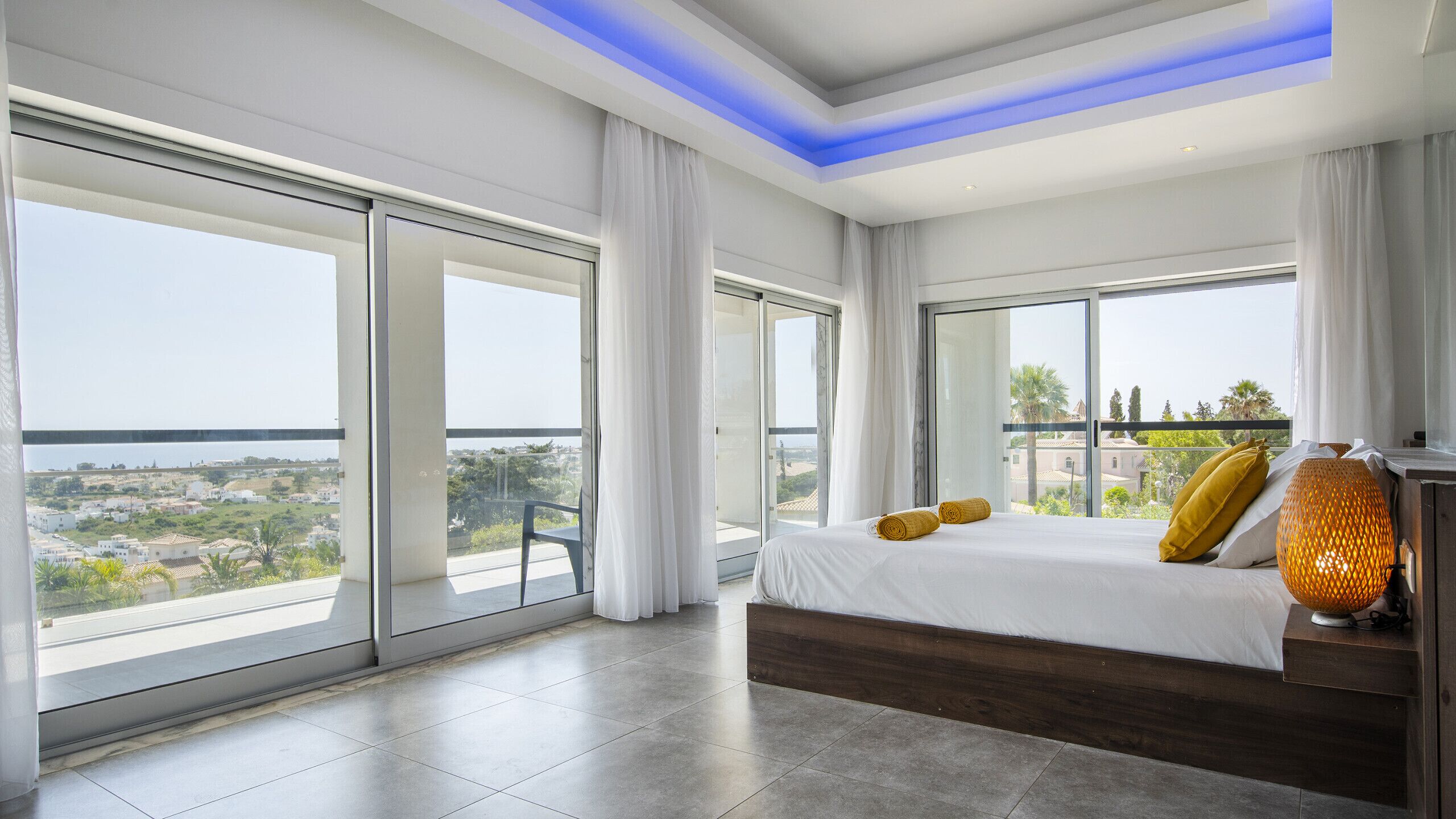 6 Schlafzimmer, Bügeleisen/Bügelbrett, kostenloses WLAN, Bettwäsche