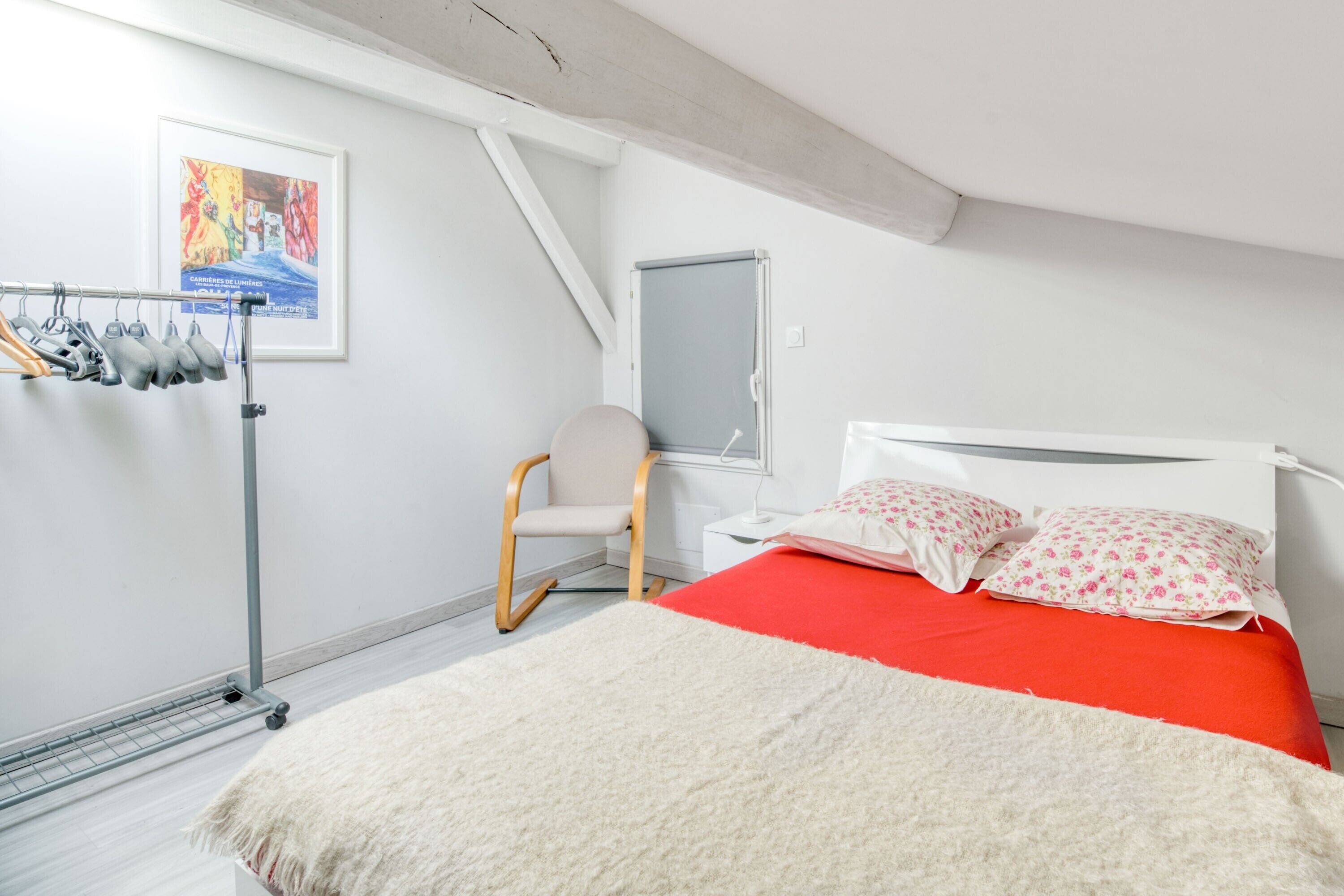 2 多间卧室、熨斗/熨衣板、WiFi