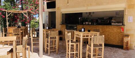 Bar (a l'allotjament)