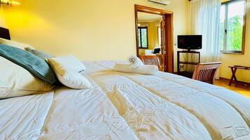 WiFi, bed sheets