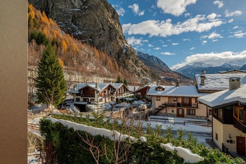 MAISON GLENDA - Breathe in the alpine stillness